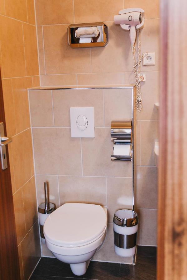 Hotel-pension Odin Gasthuis 2*