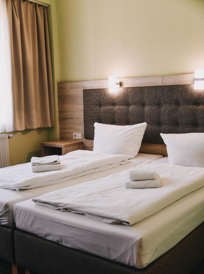 Gasthuis Hotel-pension Odin 2*