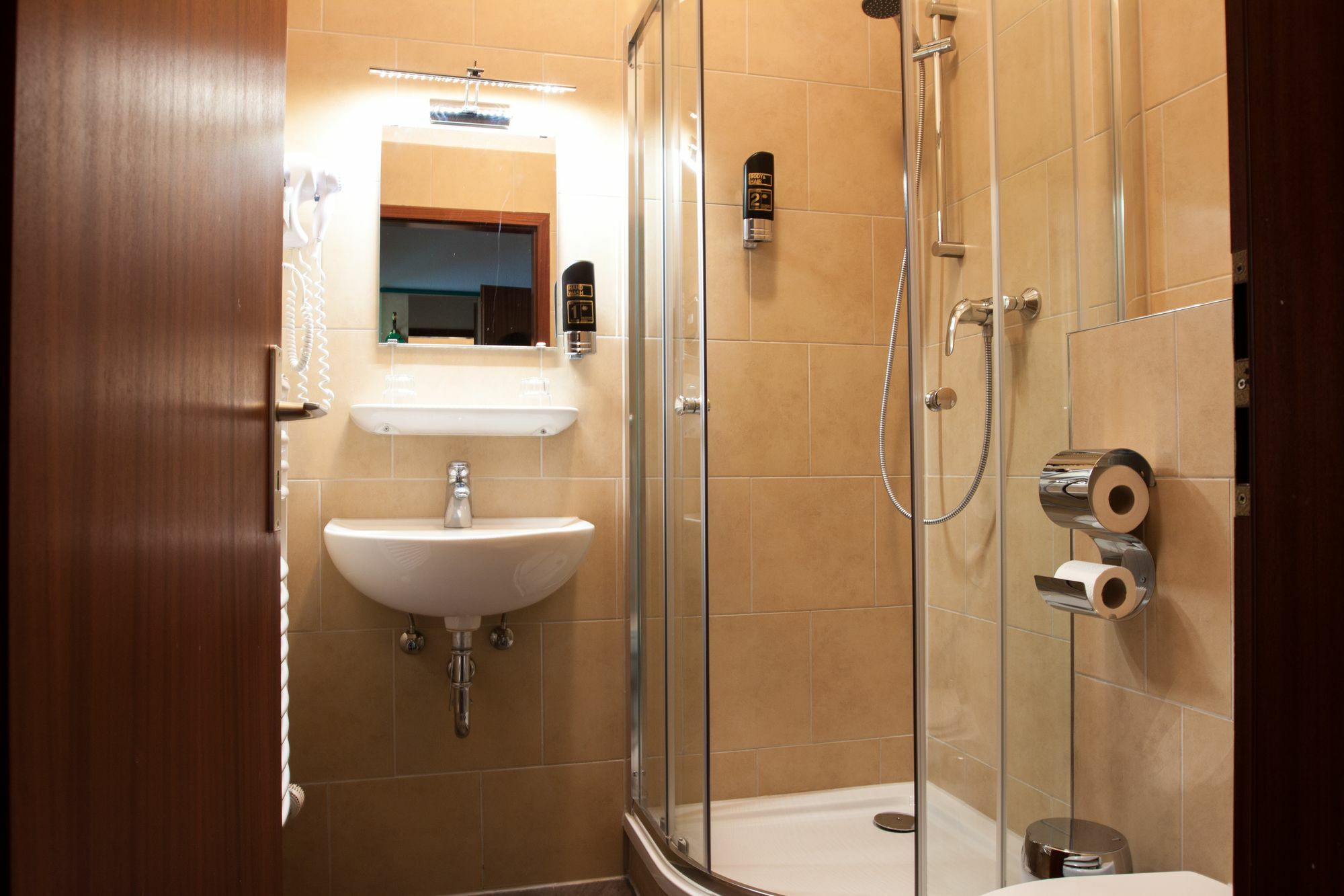 Gasthuis Hotel-pension Odin 2*